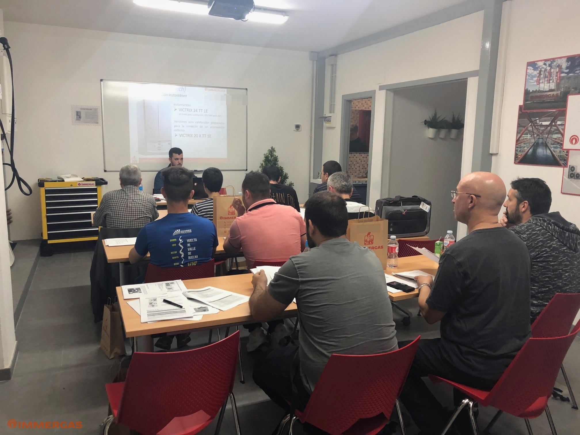 NUEVOS CURSOS DE FORMACIÓN DE SISTEMAS HÍBRIDOS